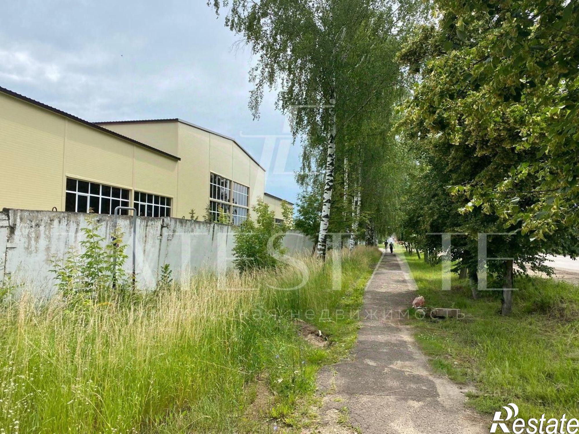 Сдать торговое помещение за 900 000 рублей на ул Йошкар-Олинское шоссе, 5